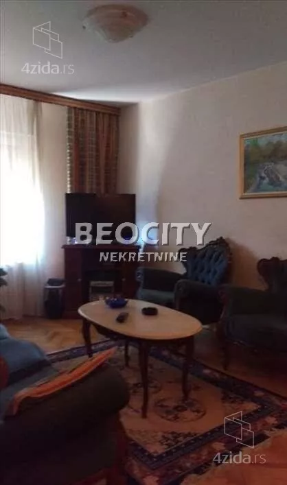 Sedmosoban stan | 4zida