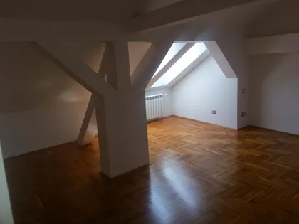 Maleška 3 | 4zida.rs