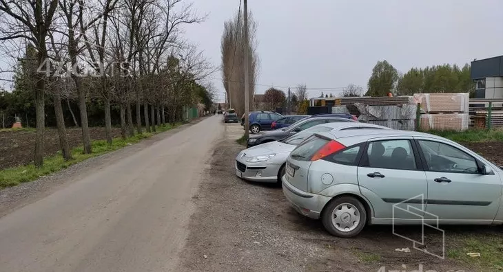 Plac | 4zida