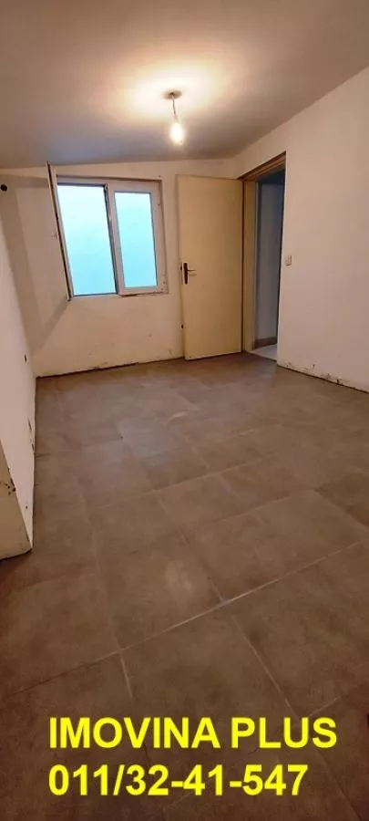 Cara Dušana | 4zida.rs