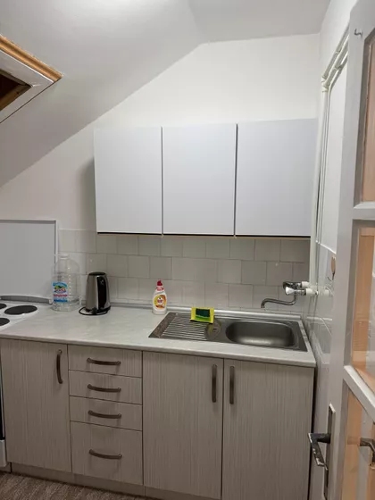 Mala Amerika | 4zida.rs