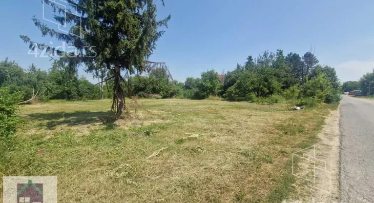 Plac | 4zida