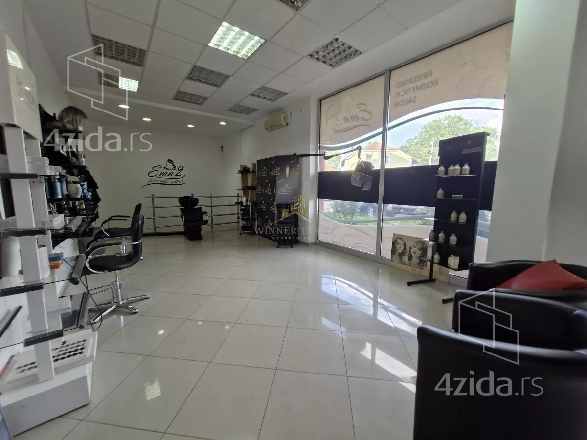 Lokal | 4zida