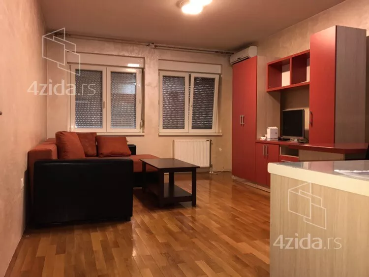Garsonjera | 4zida