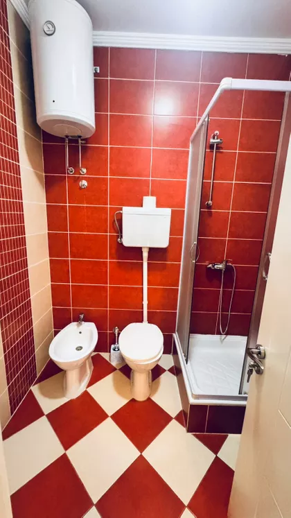 Boška Vujića | 4zida.rs