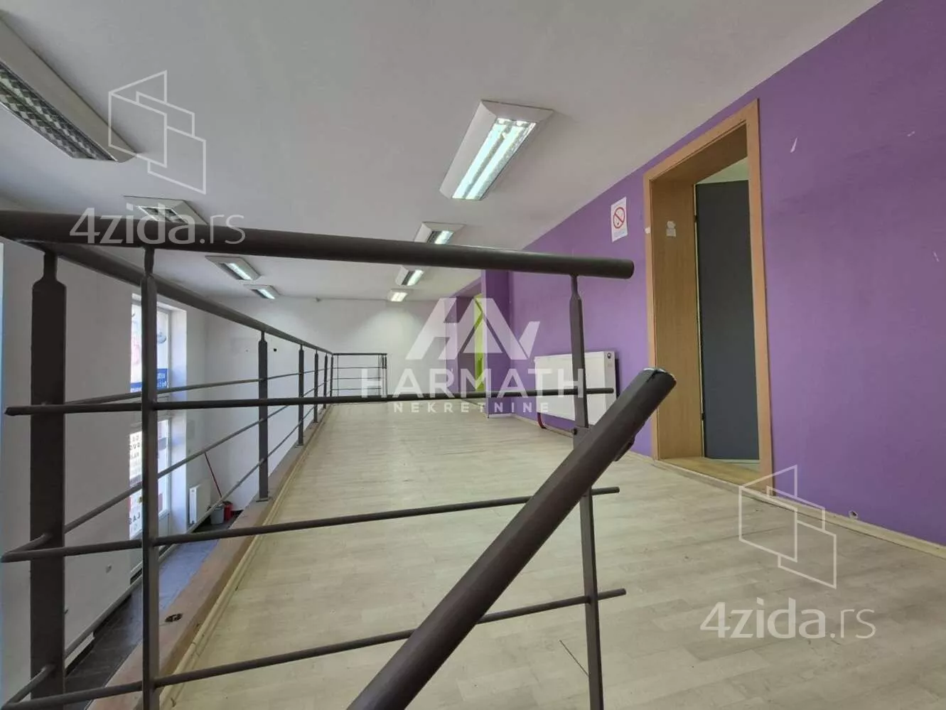 Poslovni prostor | 4zida