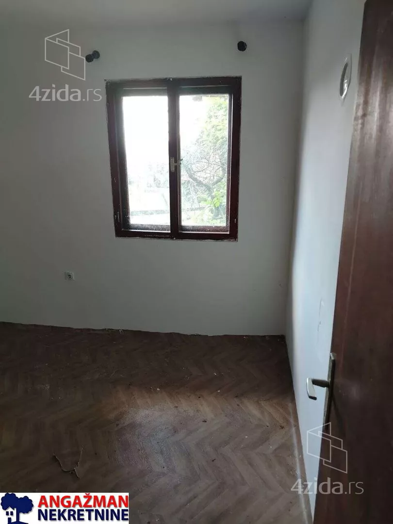 Poljoprivredno zemljište | 4zida