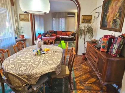 Apelovac | 4zida.rs