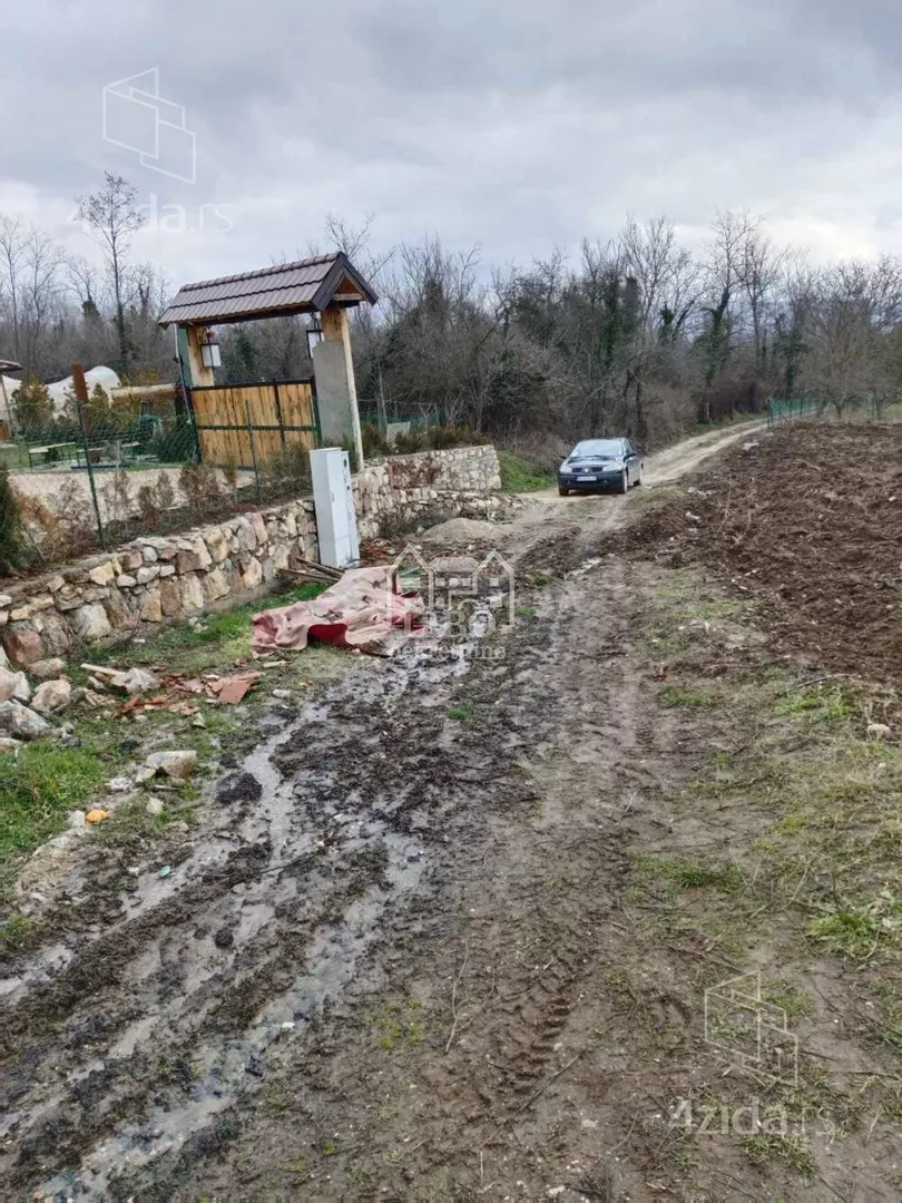 Građevinsko zemljište | 4zida