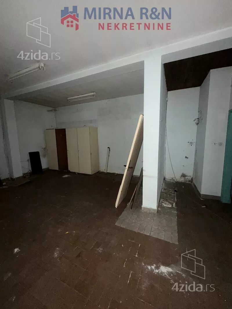 Lokal | 4zida