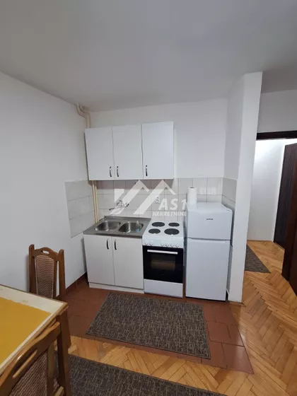 Braće Ribnikar | 4zida.rs