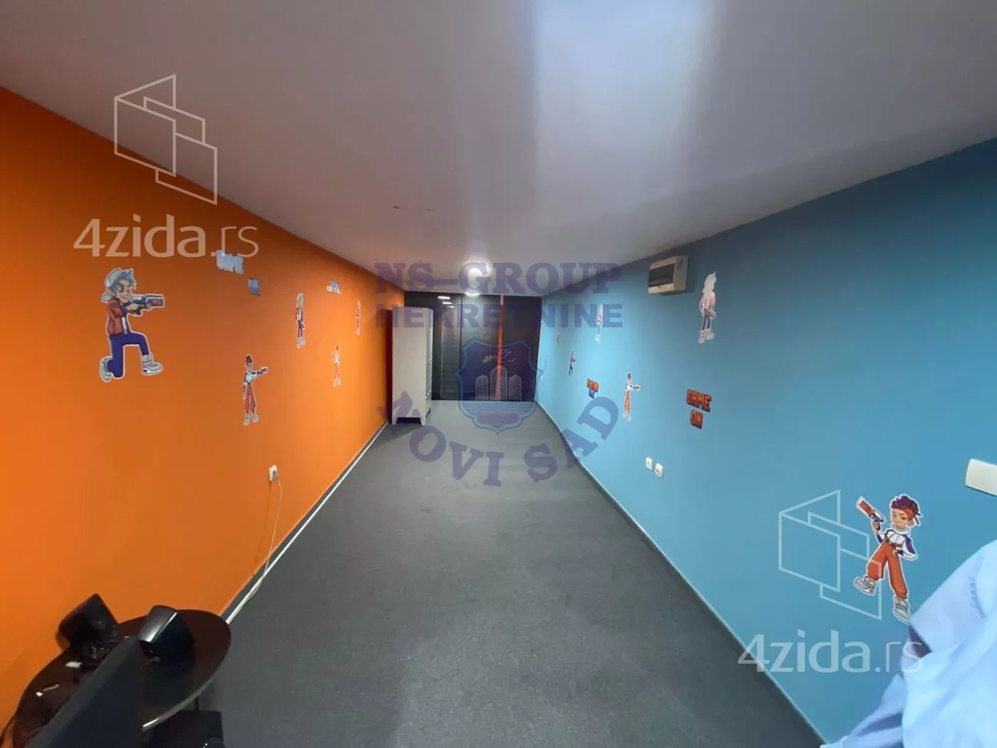Lokal | 4zida