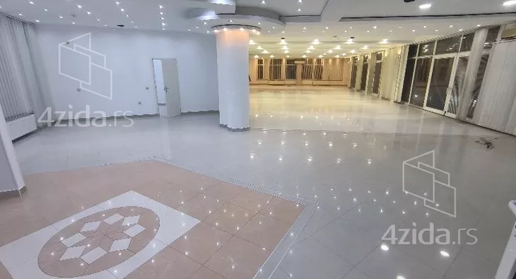 Poslovni prostor | 4zida