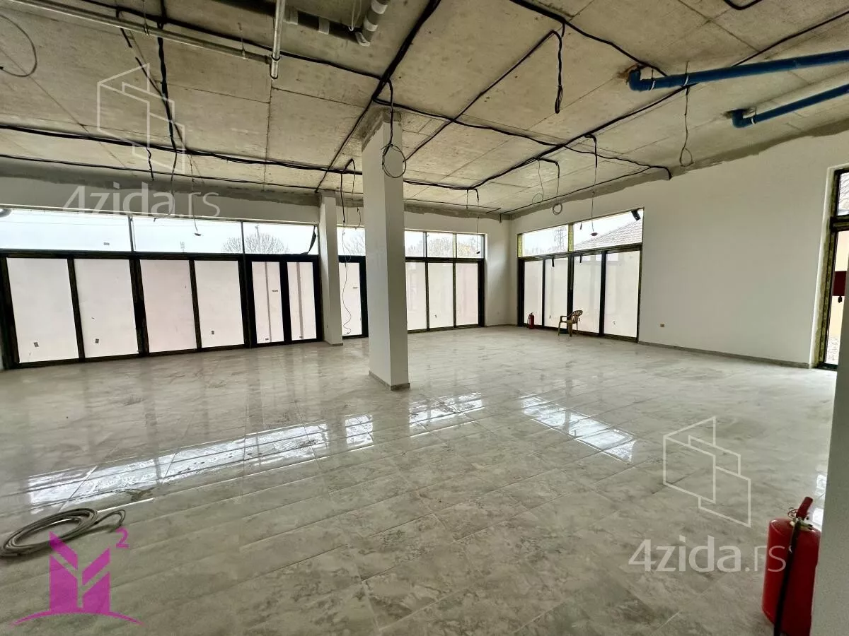 Poslovni prostor | 4zida