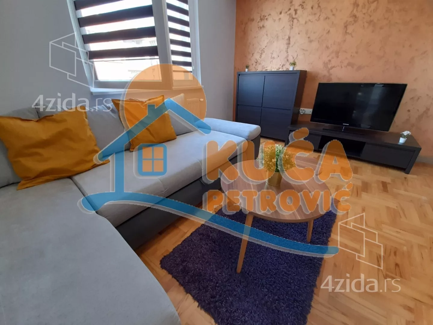 Jednoiposoban stan | 4zida