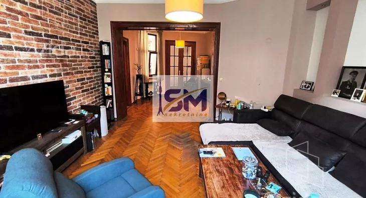 Četvoroiposoban stan | 4zida