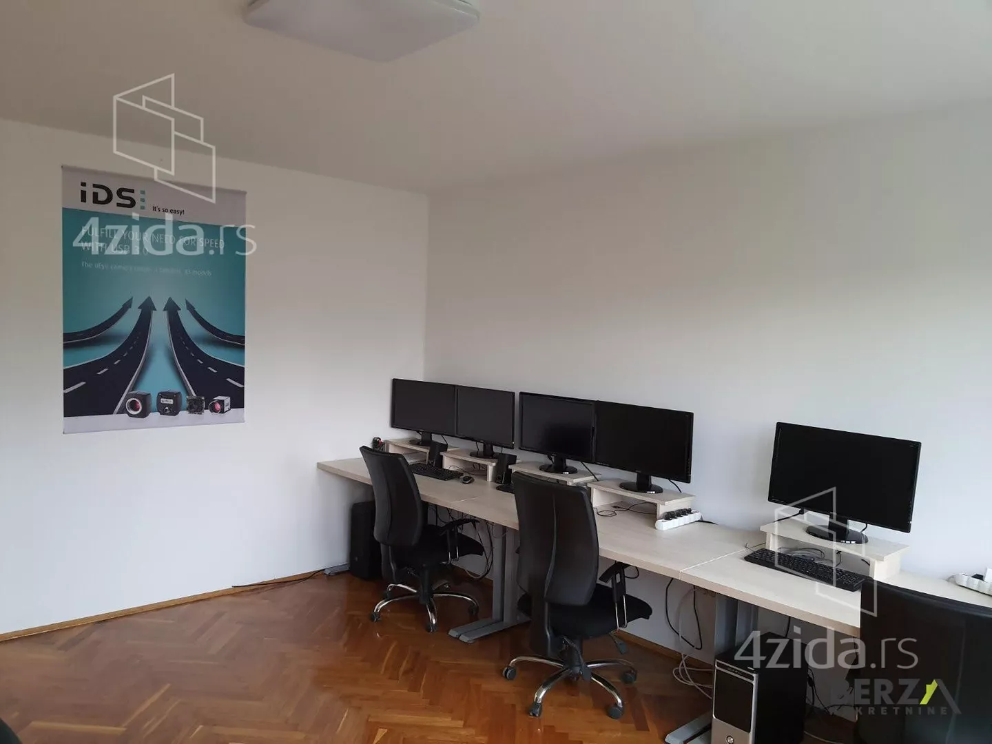 Poslovni prostor | 4zida
