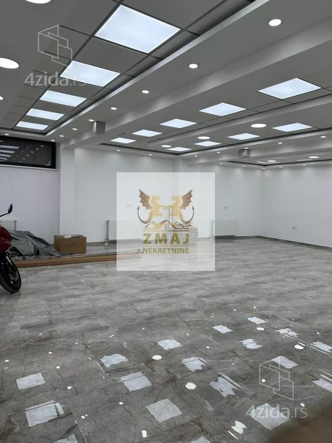 Poslovni prostor | 4zida