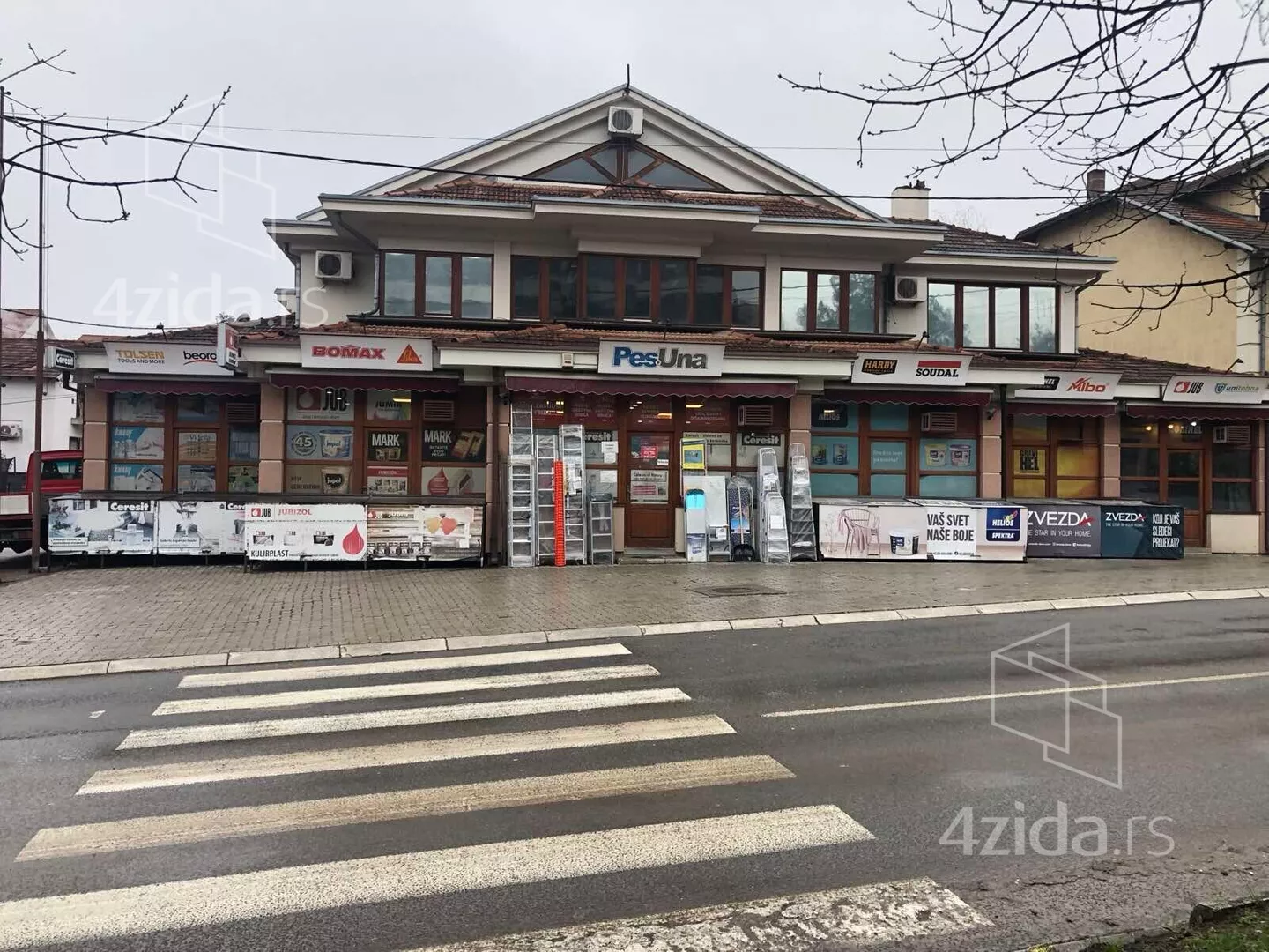 Poslovni prostor | 4zida