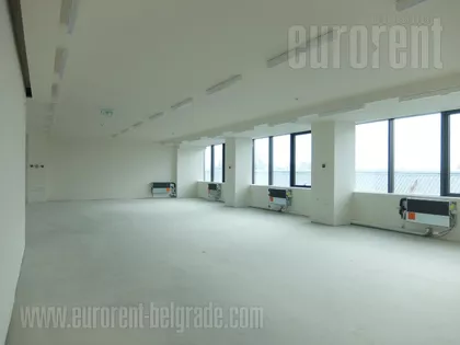 TOŠIN BUNAR | 4zida.rs