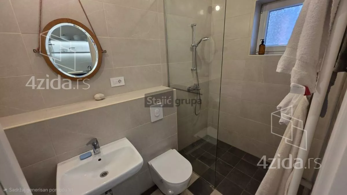 Petosoban stan | 4zida