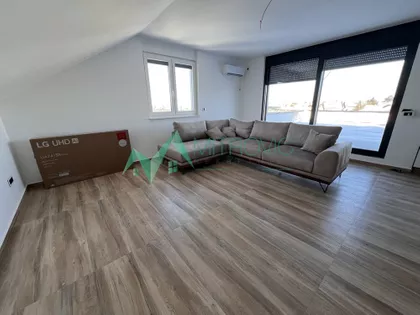 Sremska Kamenica | 4zida.rs