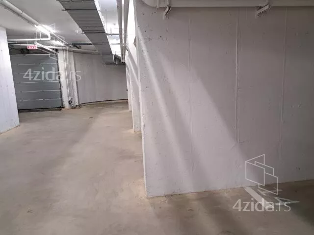 Garaža | 4zida