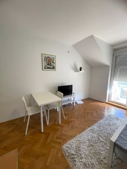 Danila Kiša 15 | 4zida.rs