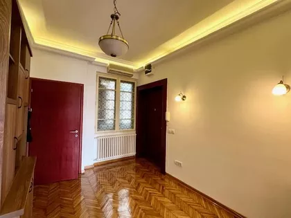 Crnogorska | 4zida.rs