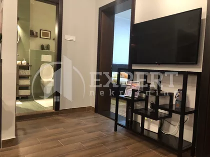 Hajduk Veljkova | 4zida.rs