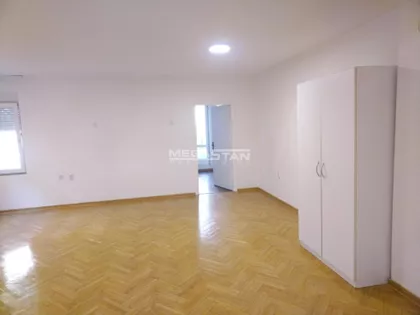 Lamartinova | 4zida.rs