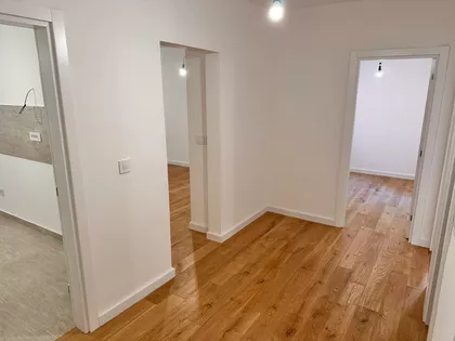 Vukov Spomenik | 4zida.rs