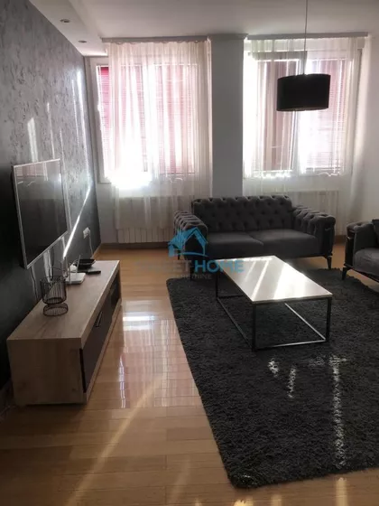 Dečanska | 4zida.rs