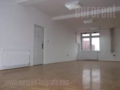 LABUDOVO BRDO | 4zida.rs