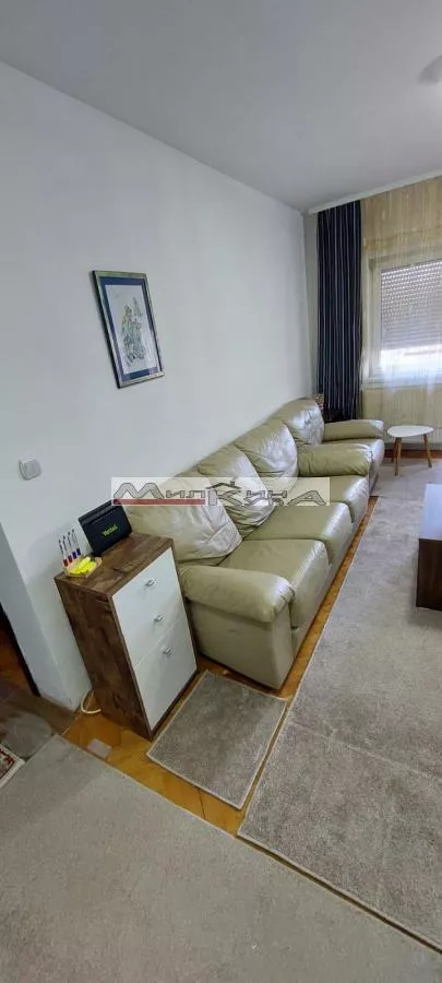 Slavujev Venac | 4zida.rs