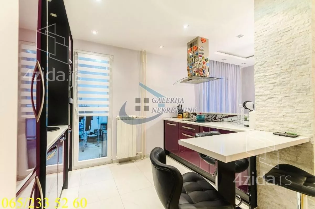 Troiposoban stan | 4zida