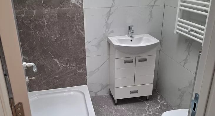 Šestosoban stan | 4zida