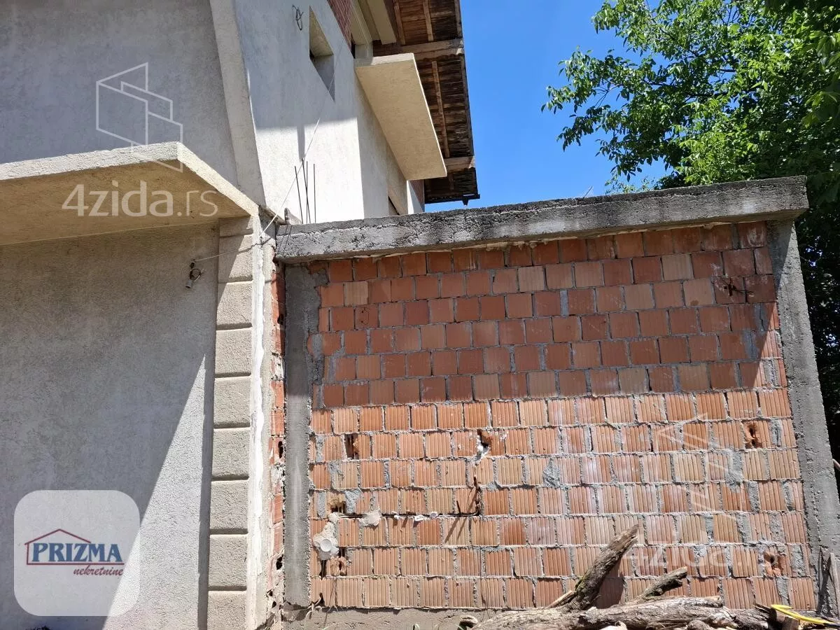 Kuća | 4zida