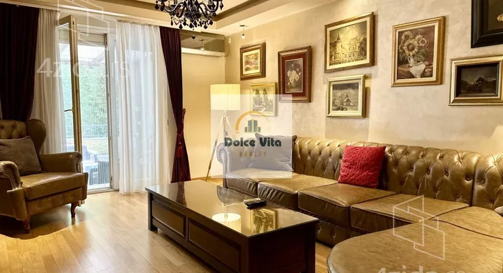 Šestosoban stan | 4zida