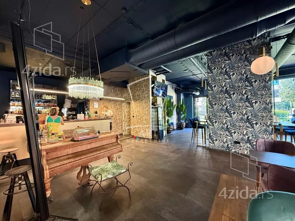 Lokal | 4zida