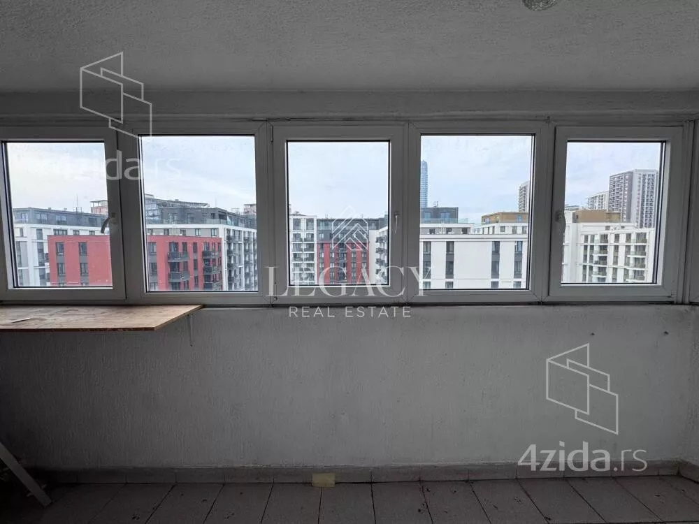 Petosoban stan | 4zida