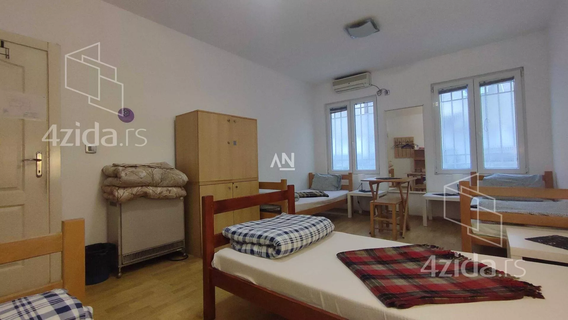 Šestosoban stan | 4zida