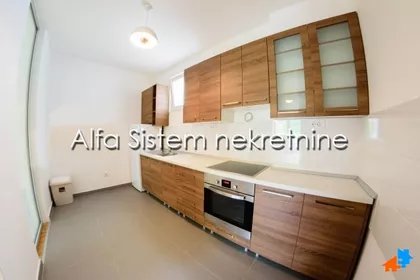 Lekino Brdo | 4zida.rs