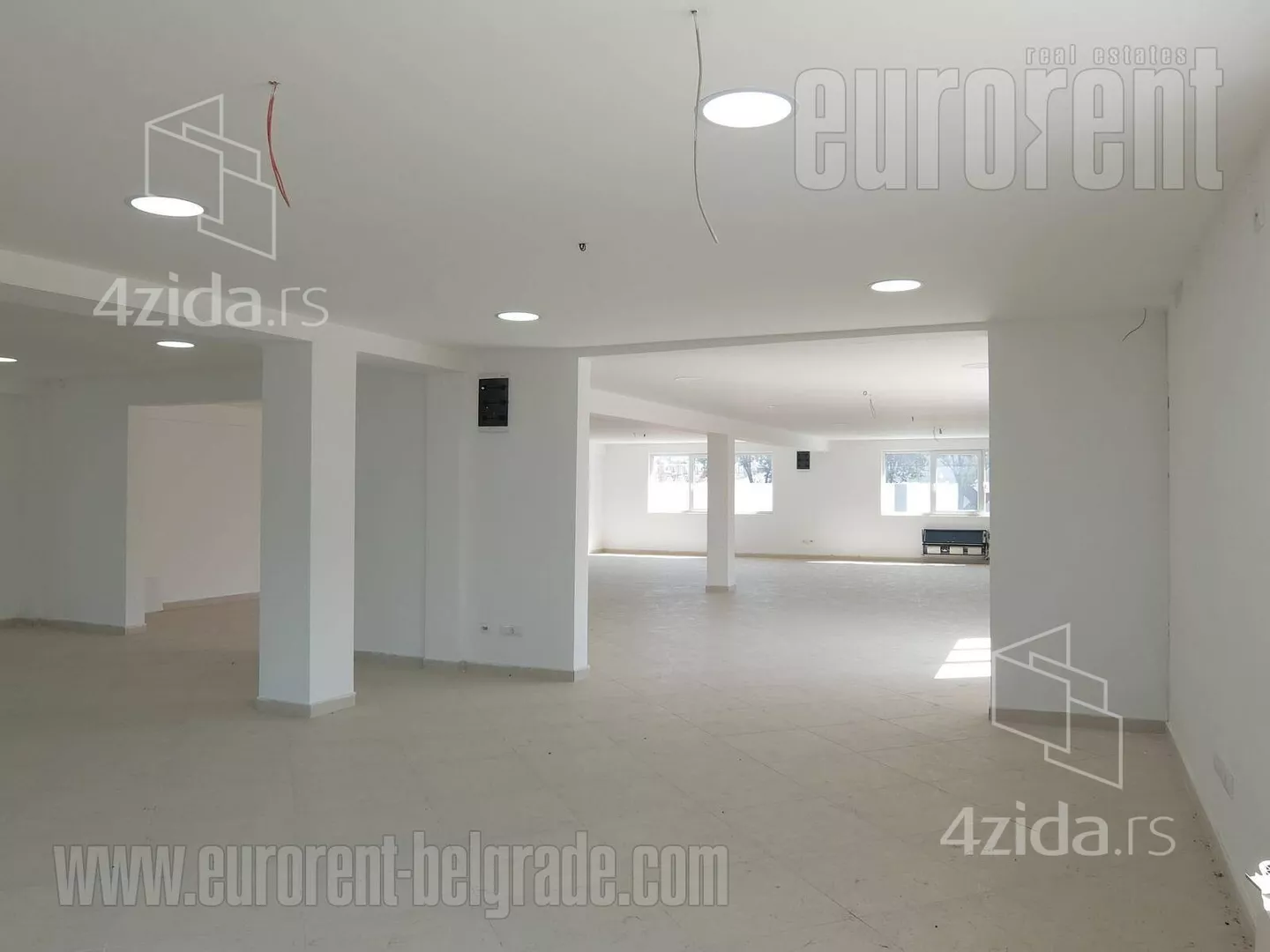 Poslovni prostor | 4zida