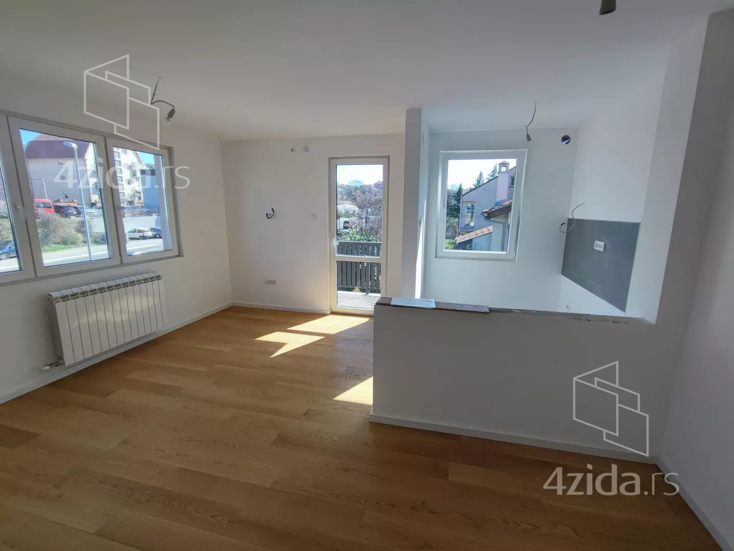 Dvoiposoban stan | 4zida