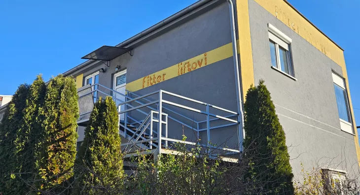 Poslovni prostor | 4zida