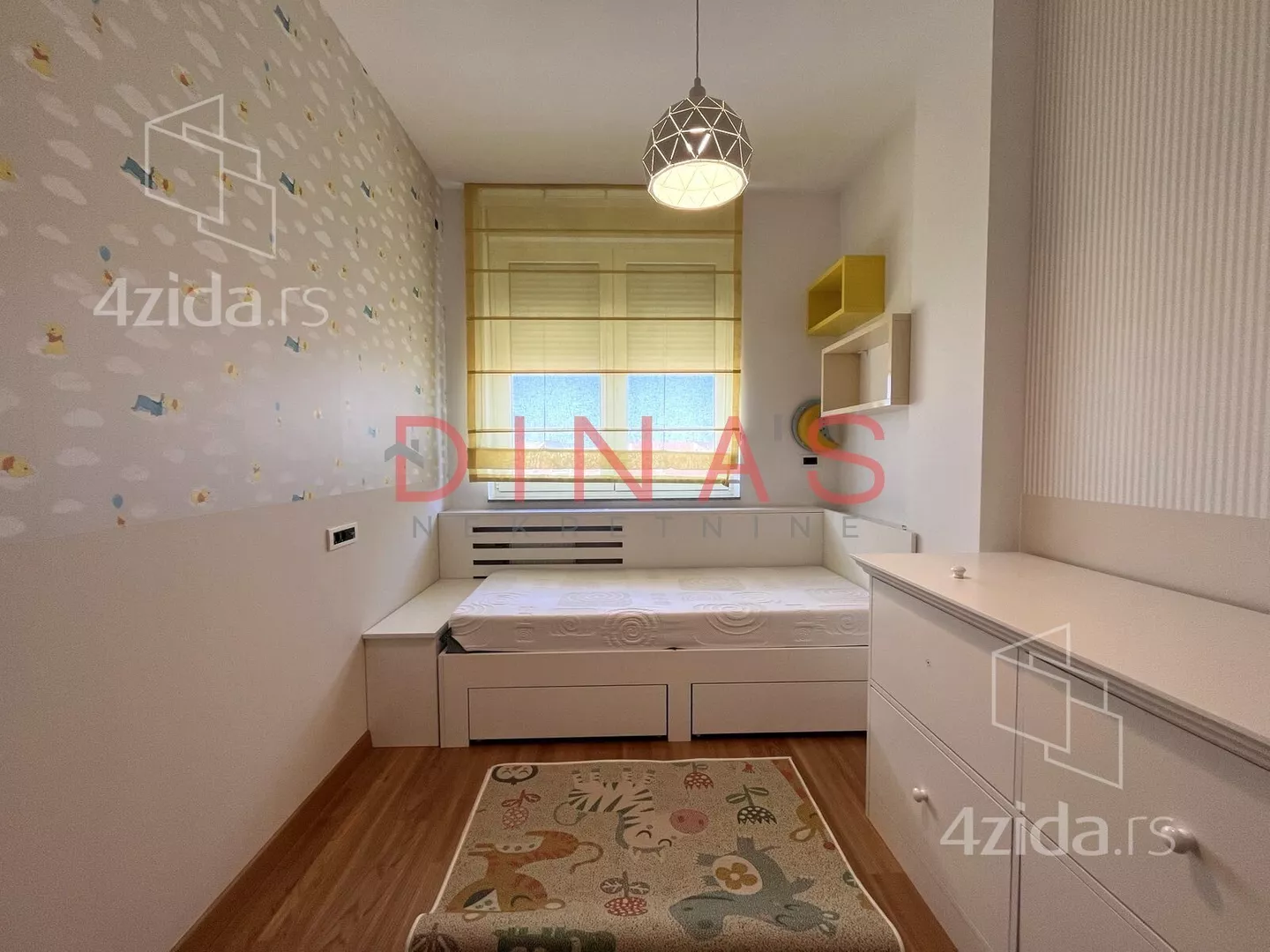 Četvorosoban stan | 4zida