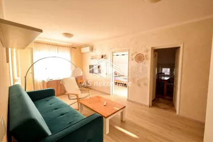 Učiteljsko Naselje | 4zida.rs