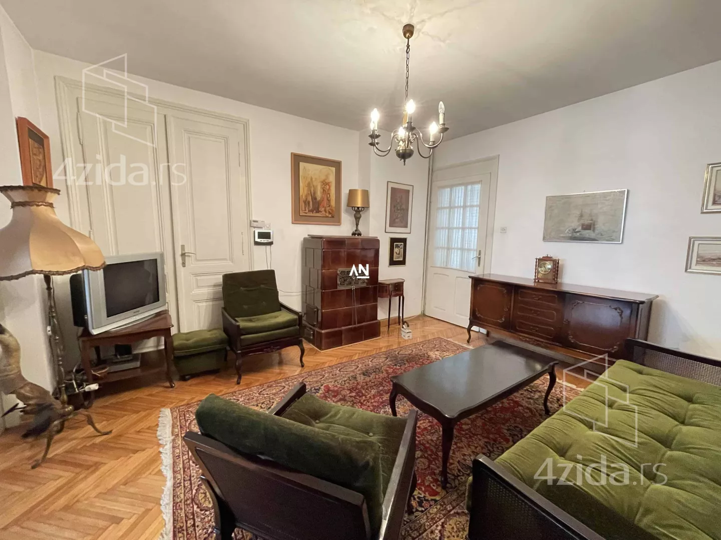 Troiposoban stan | 4zida