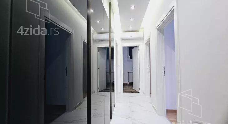 Petosoban stan | 4zida